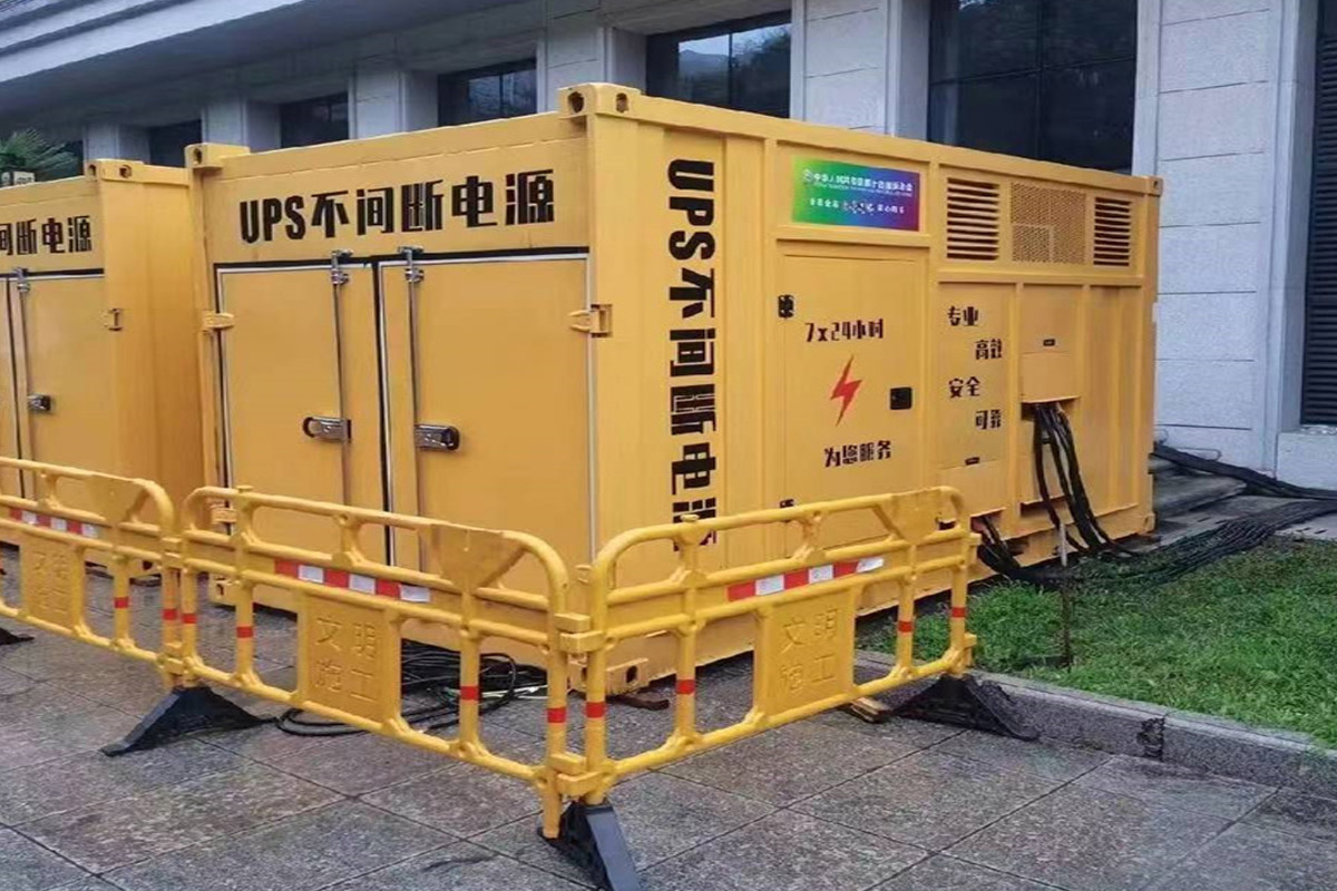 幸福路街道发电机租赁施工现场